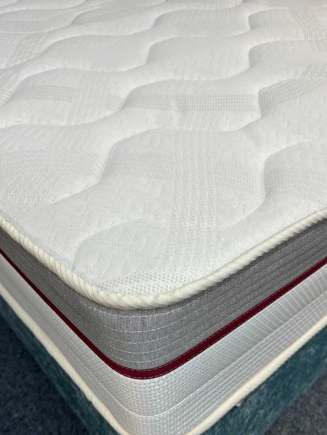 Windsor EXTRA FIRM Foam Mattress Double