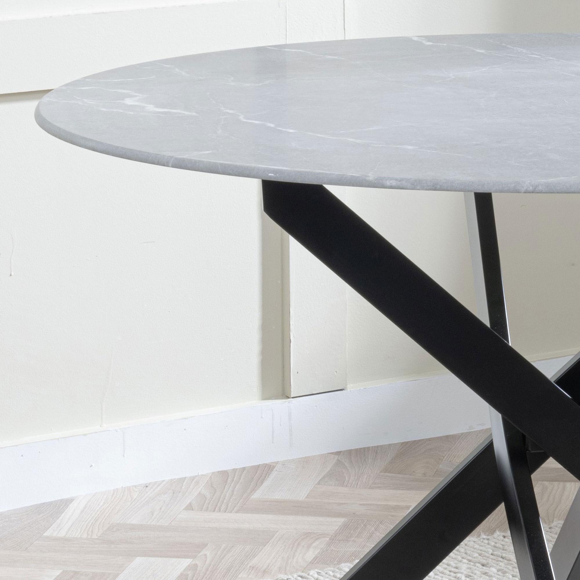 Sutton 110cm Grey and Black Round Dining Table - Glass Top with Concrete Effect