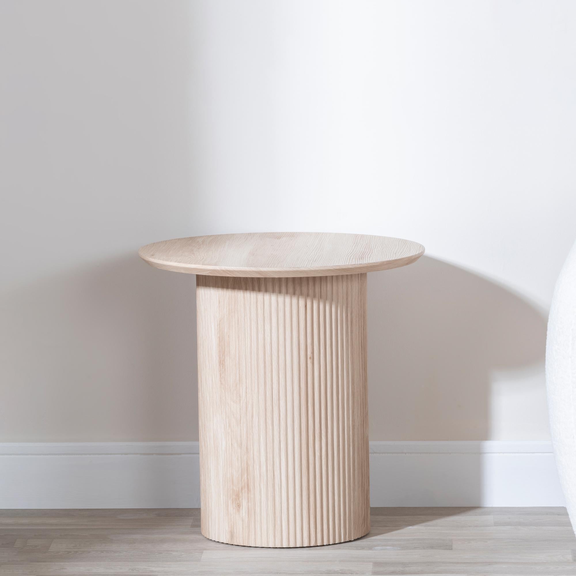 Renzo Oak Round End Table with Fluted Ribbed Drum Base