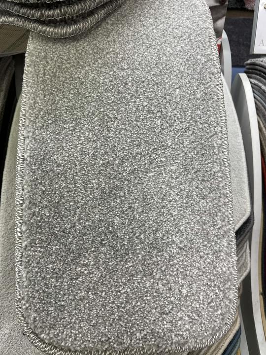 Luxury Saxony Carpet Frost Silver